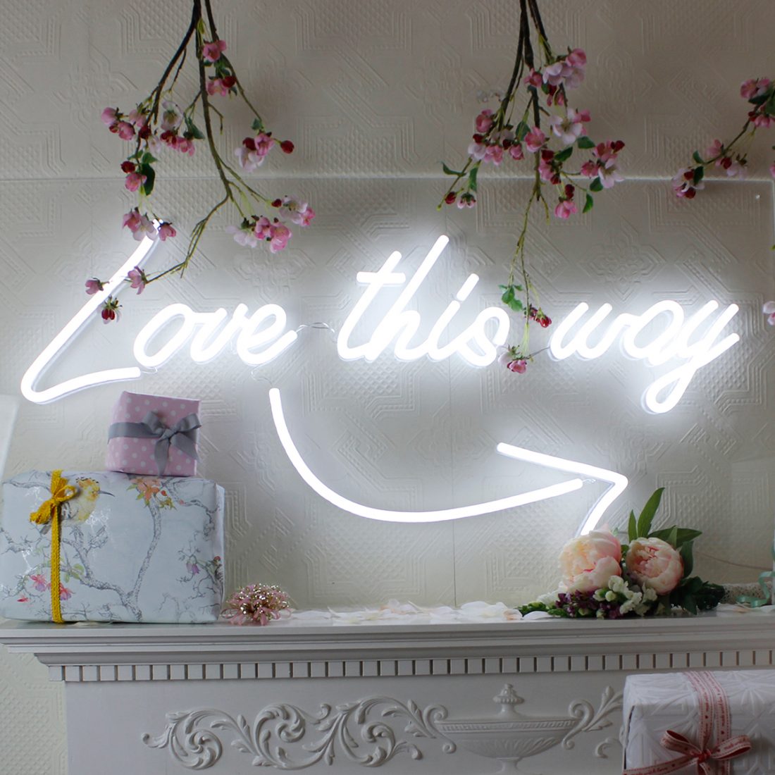 custom made neon signs Australia